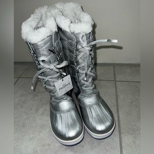Sorel Tofino frozen 2 silver lace up snow boots size 7 brand new!